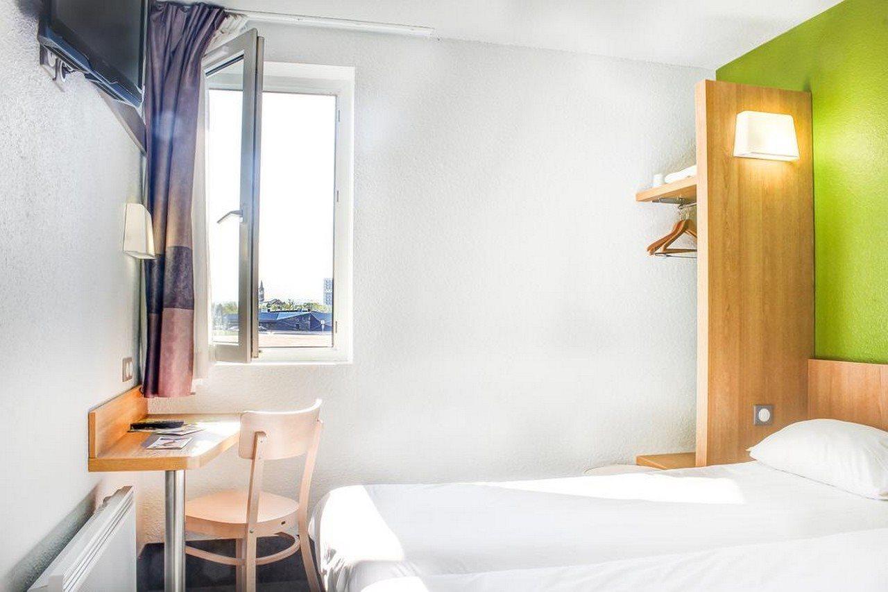 Hotel Inn Design มงต์ลูซง ภายนอก รูปภาพ